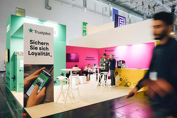 Hall 7 Trustpilot 2024